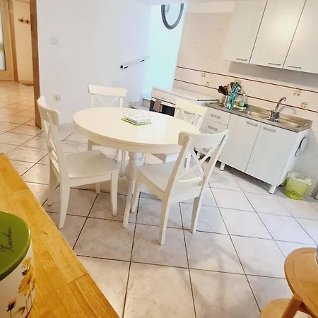 Ambra House דירה *